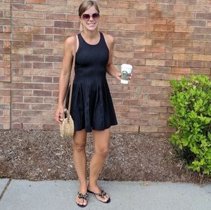 Lululemon black dress